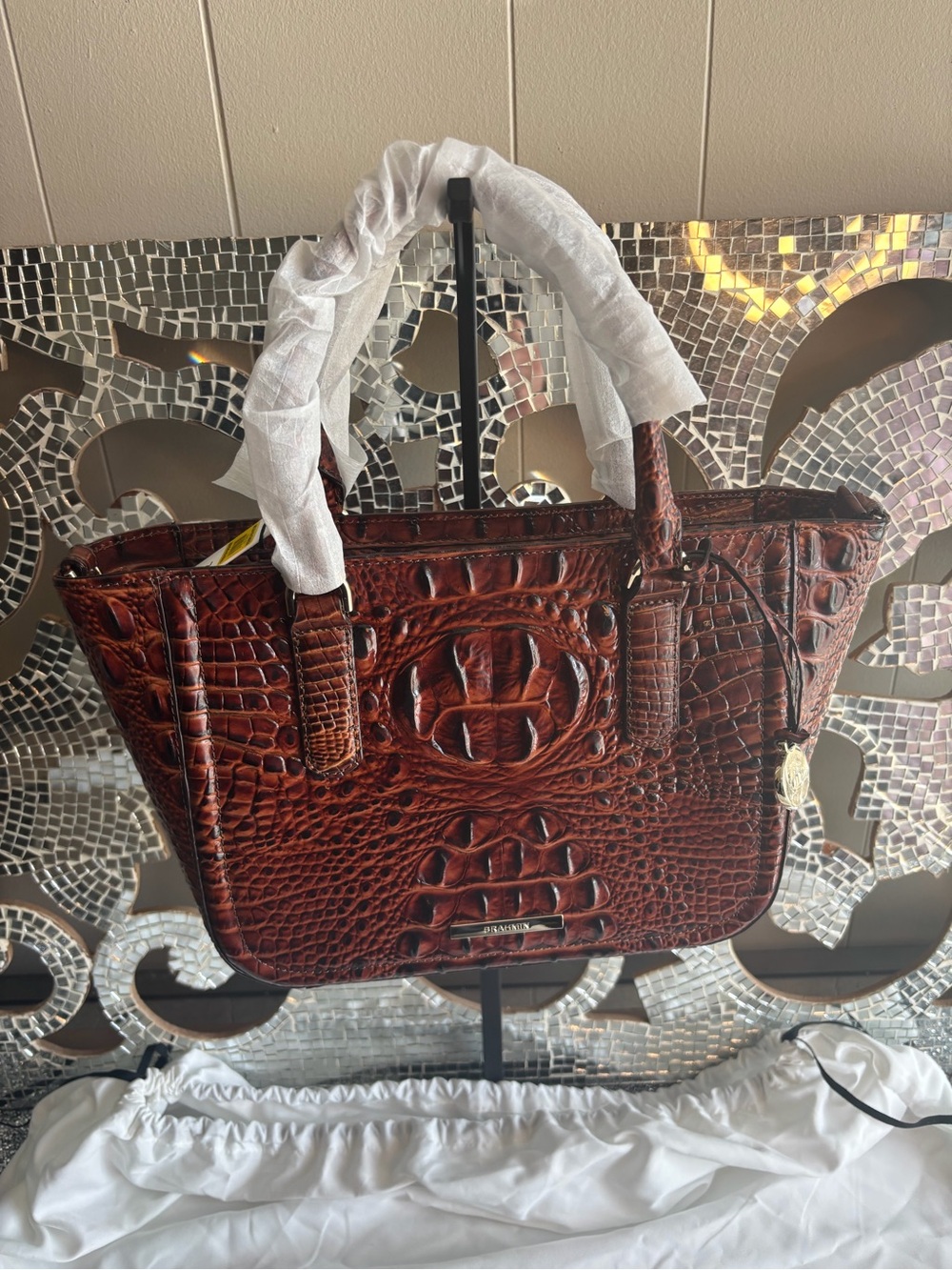 ⭐️Brahmin Deep Chestnut Croc-Embossed Satchel - Picture 2 of 12